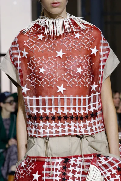 Look 40